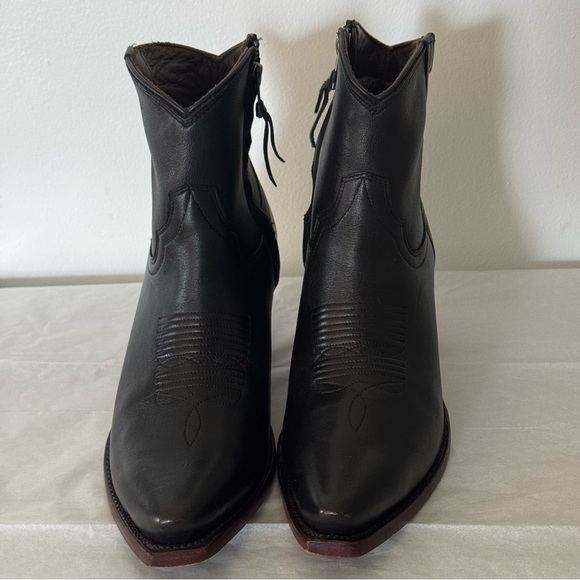 Tecovas "The Daisy" Black Ankle Cowgirl Calfskin Boots-Size 9 - Picture 6 of 16